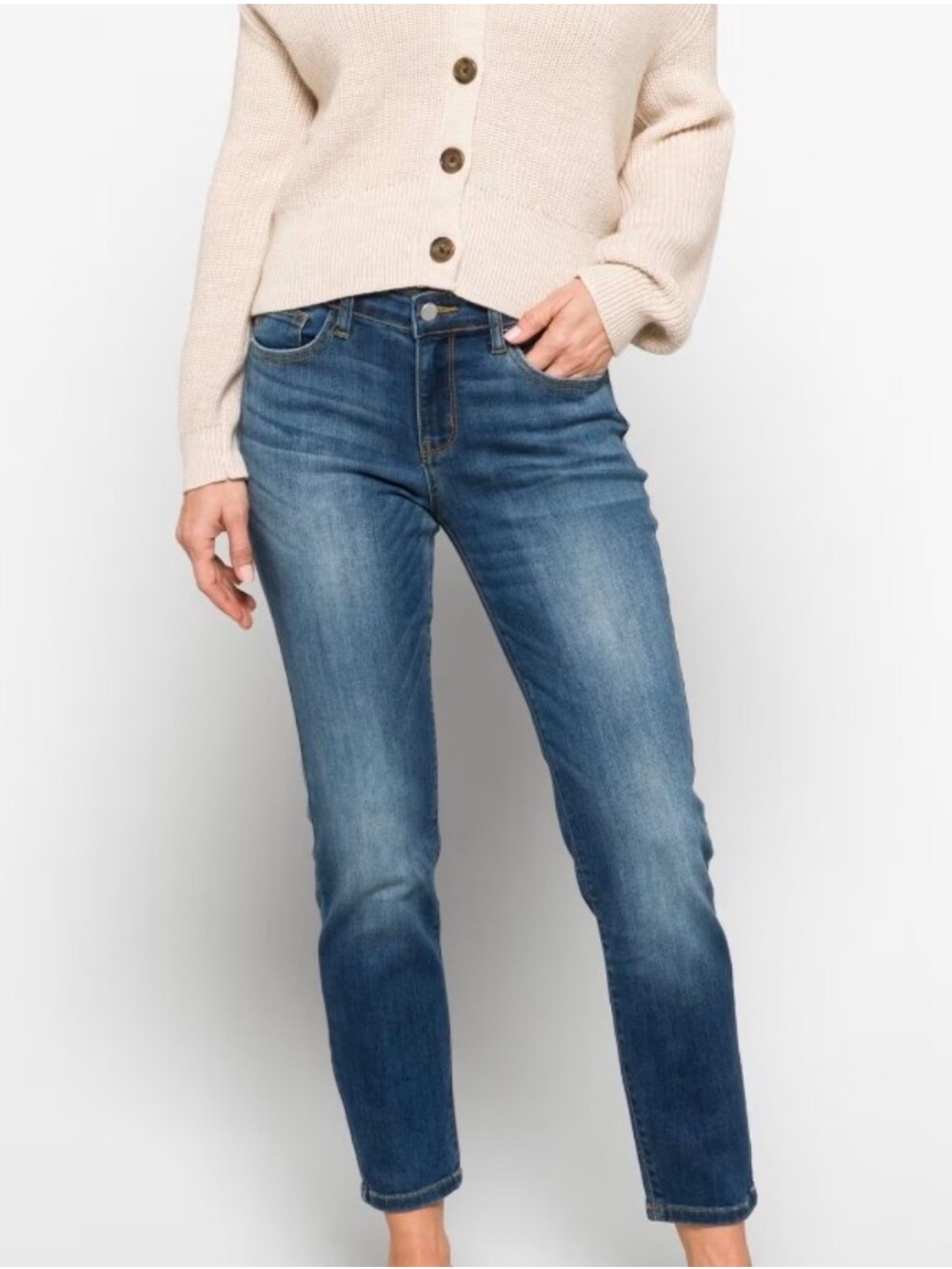🆕Judy Blue “Adeline” Girlfriend Jean, Size 29